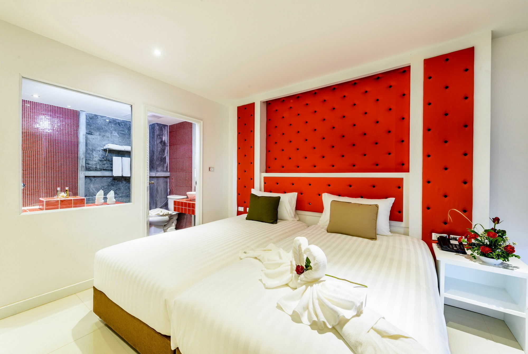 Hotel Raha Gold 3*